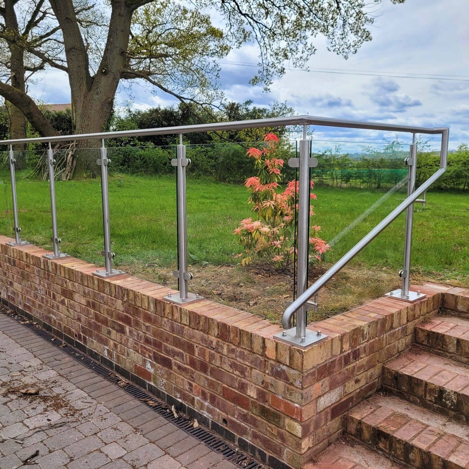 Post & Glass Balustrades 1 IMG 20240418 WA00022