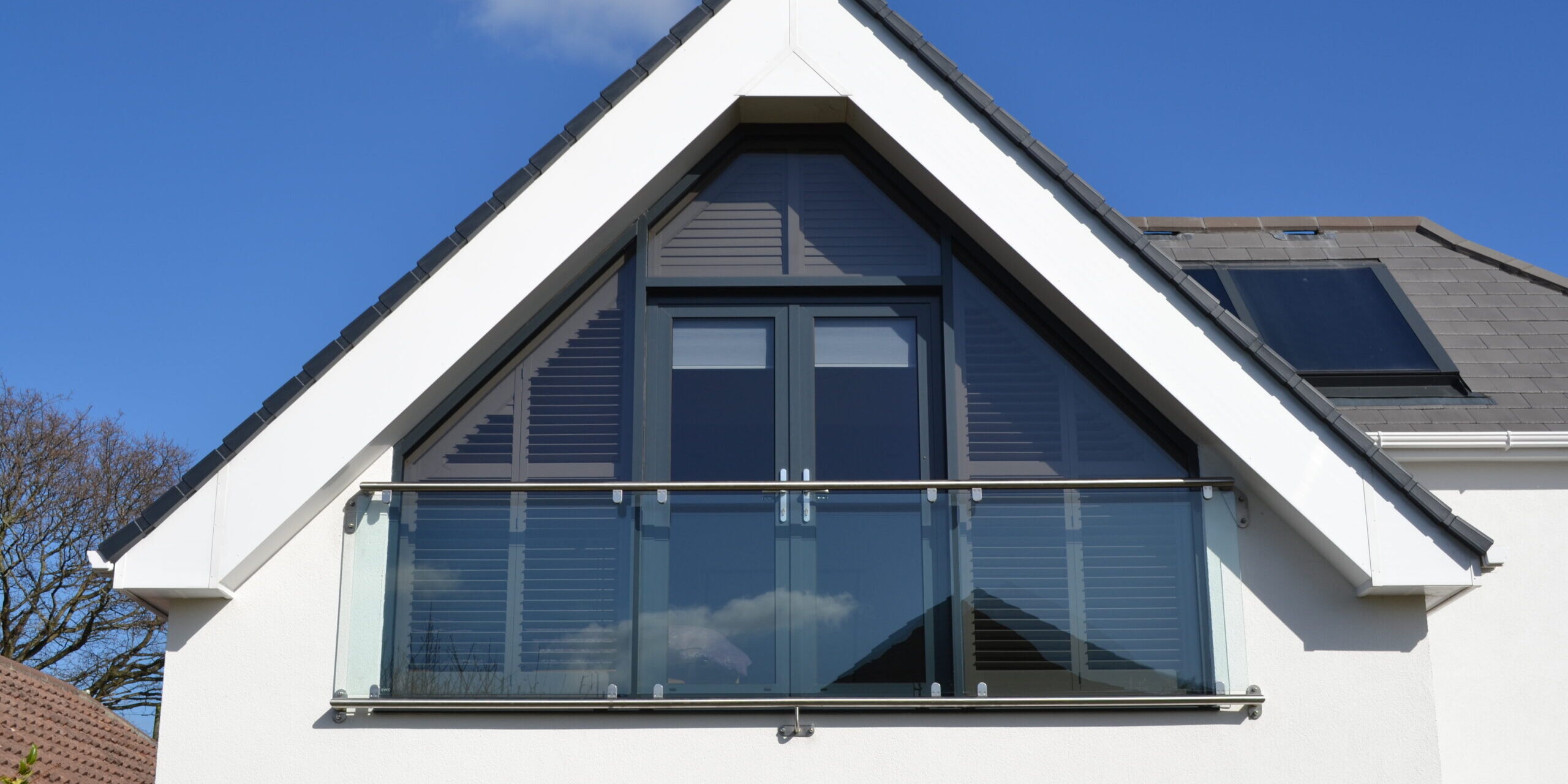 Juliet Balconies | Suppliers | Glass Balustrade Company | West Midlands