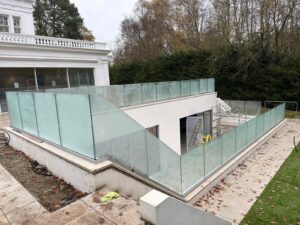 frameless glass balustrade