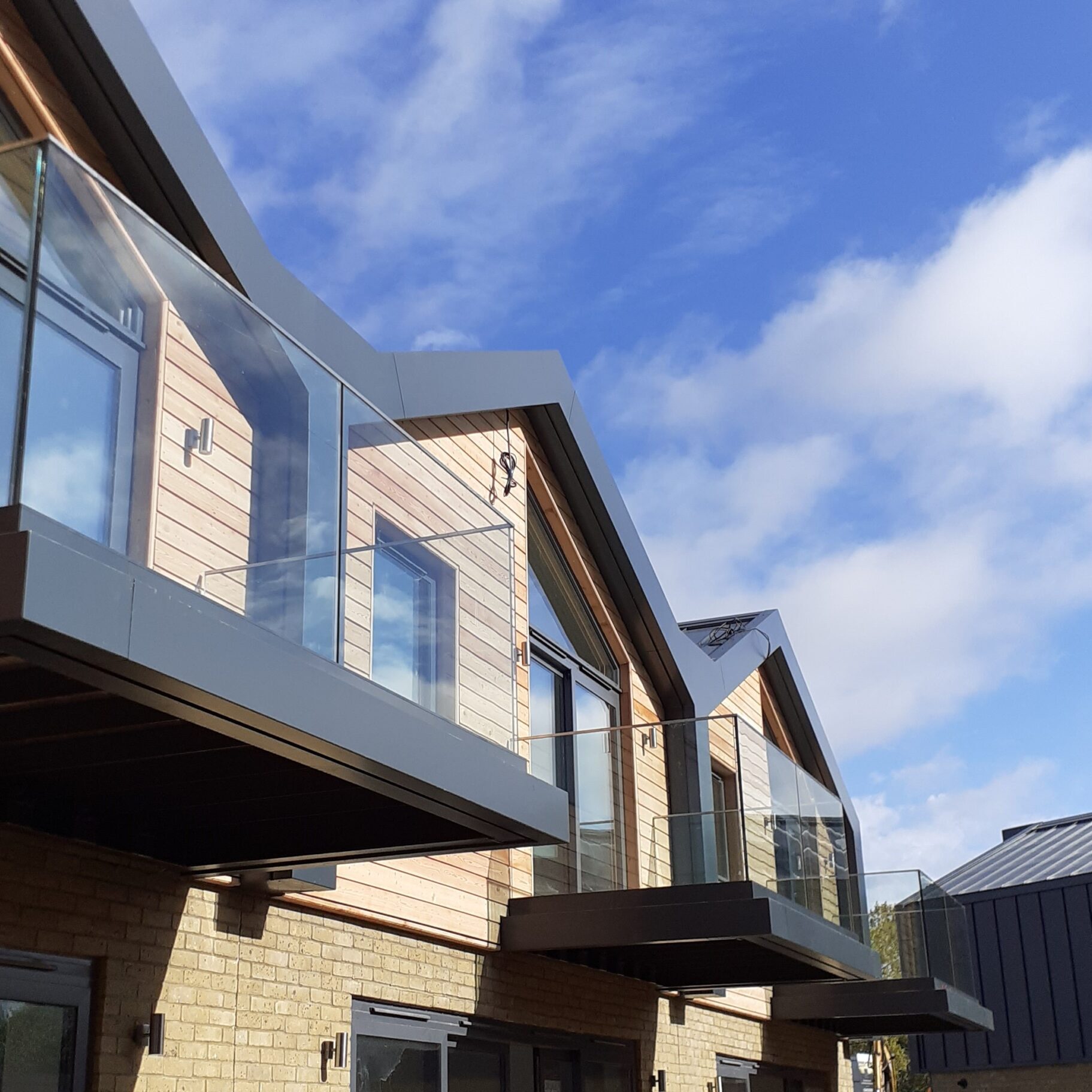 Frameless Glass Balustrades 7 1236 scaled