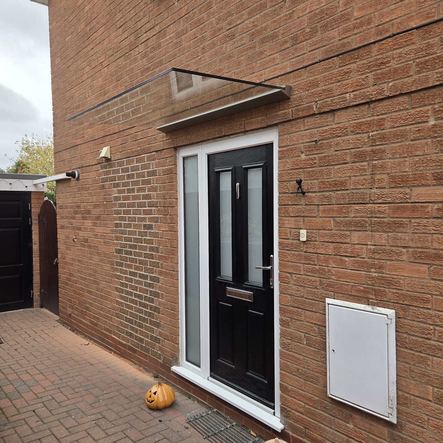 Glass Canopies 1 WhatsApp Image 2025 10 08 at 14.32.04 4ff82175