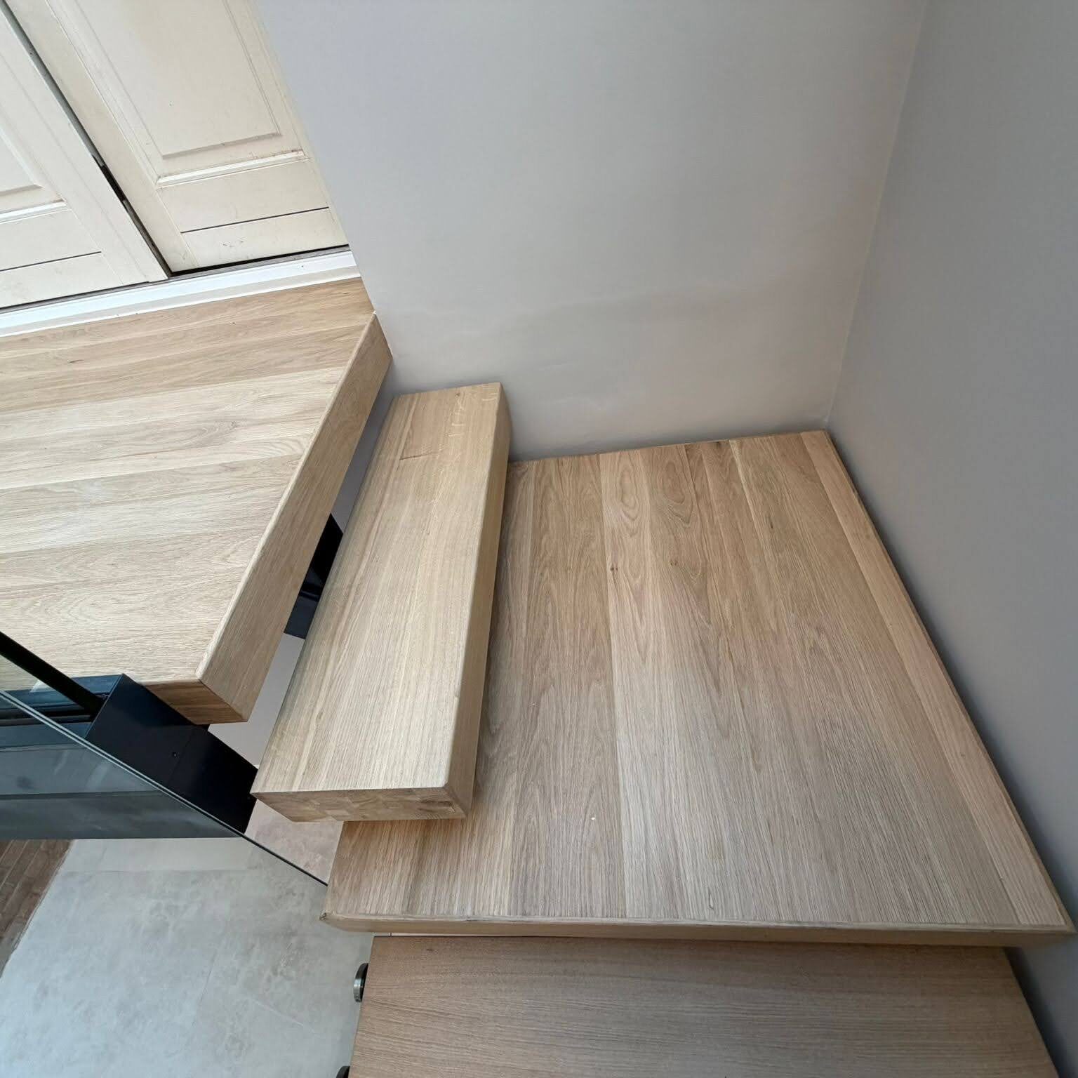 F93C523B BF6A 45C2 B7D8 BE8B0CA6C299